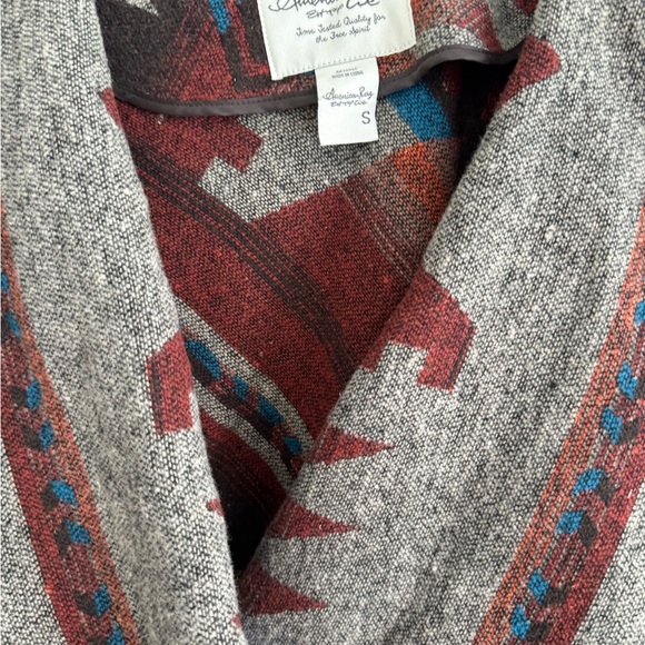 American Rag Multicolor Patterned Cape - Picture 2 of 3